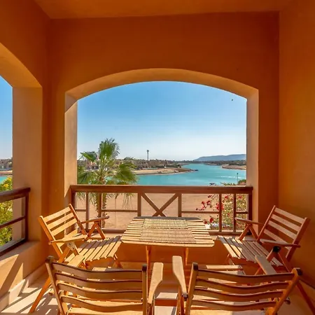 Sabina Classy 1 Bedroom Apartment Lagoon View & Pool El Gouna