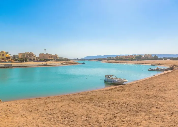 Sabina Classy 1 Bedroom Lagoon View & Pool El Gouna