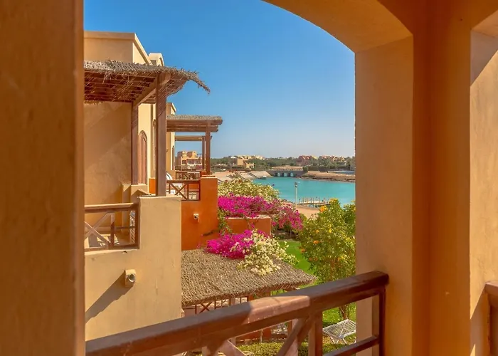 Sabina Classy 1 Bedroom Lagoon View & Pool El Gouna *